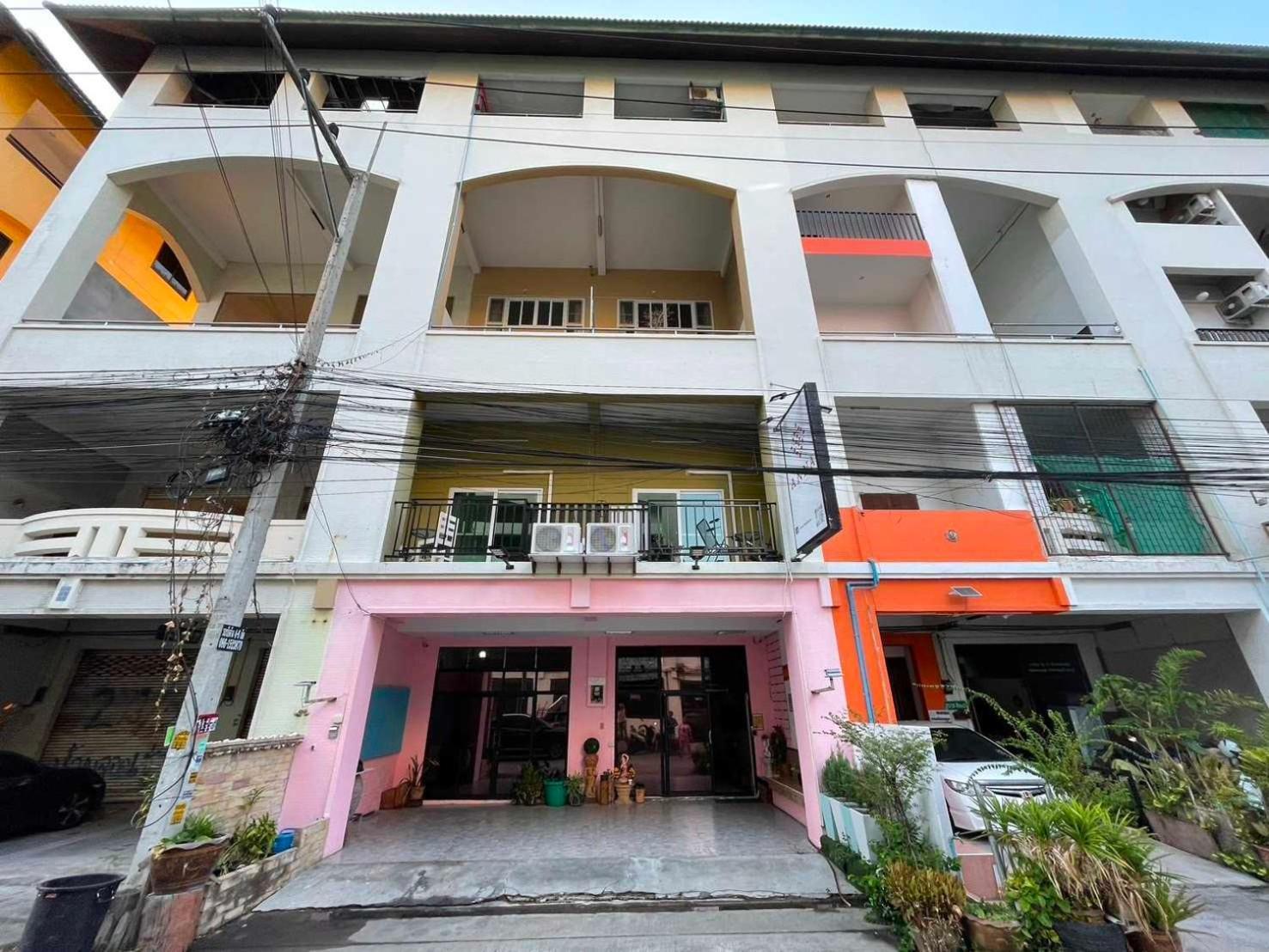 Oyo 75486 Anna Residence Jomtien Eksteriør bilde